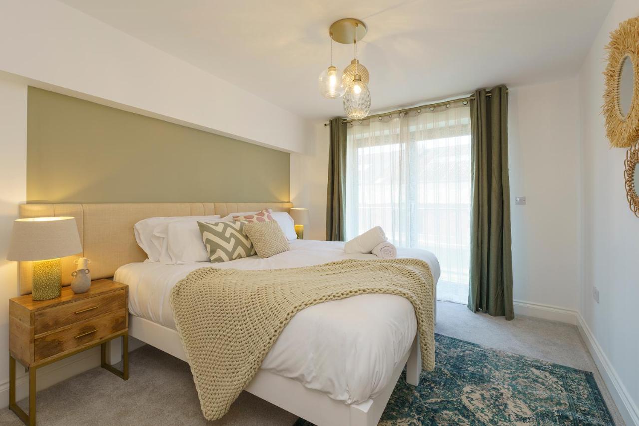 Evergreen - 2 Bed Luxury Apartment By Mint Stays บริสตอล ภายนอก รูปภาพ