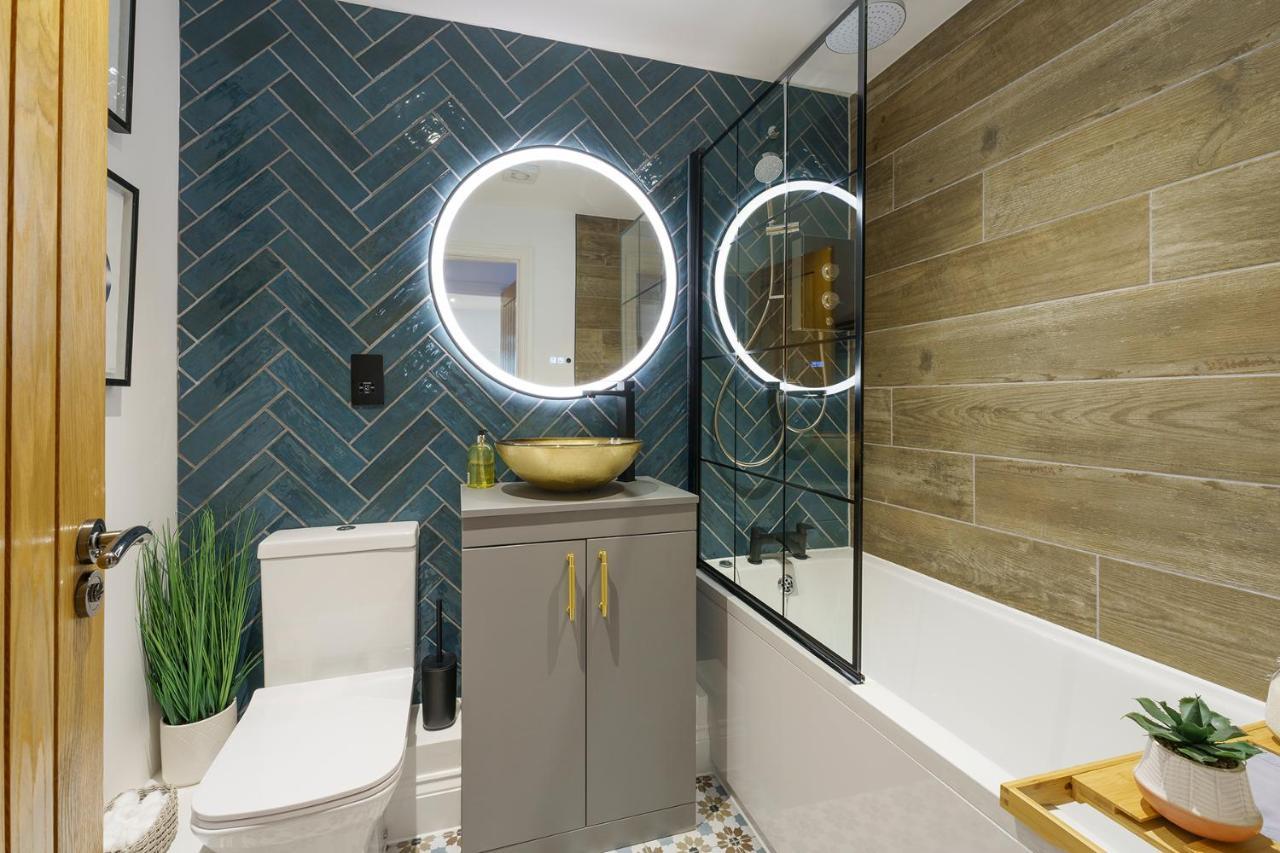 Evergreen - 2 Bed Luxury Apartment By Mint Stays บริสตอล ภายนอก รูปภาพ